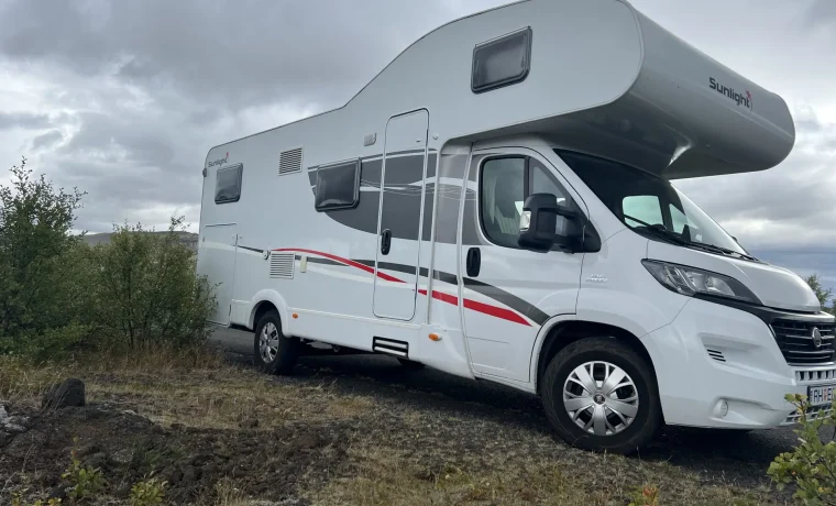 RV Campers – Fiat Ducato Motorhome – 6 Person