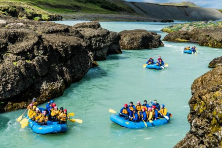 RV Adventures: Paddle Your Way to Thrills – Rafting and Kayaking Escapades